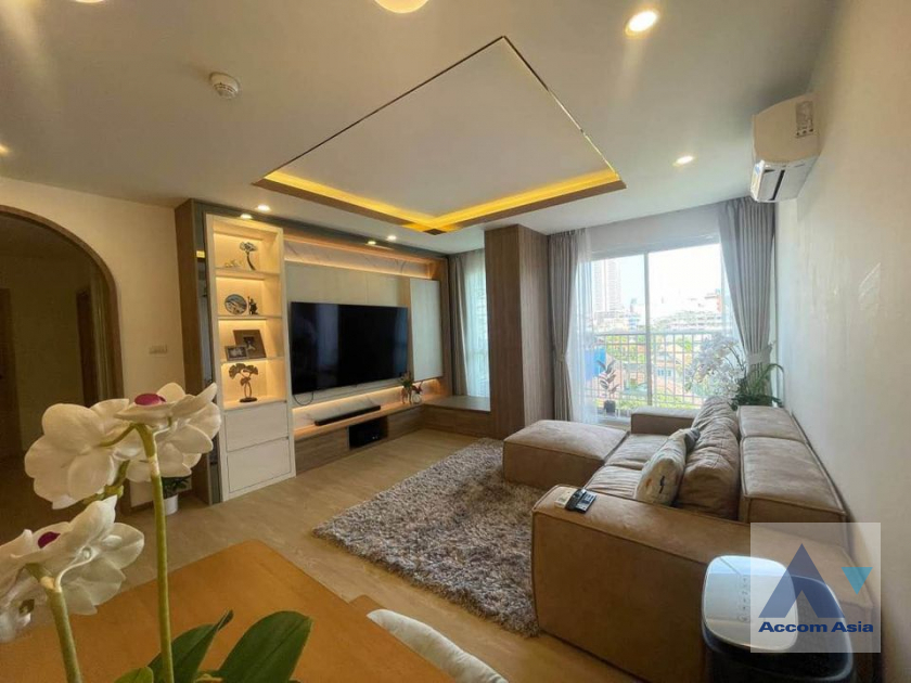  3 Bedrooms  Condominium For Rent & Sale in Sathorn, Bangkok  near MRT Lumphini (AA39833)