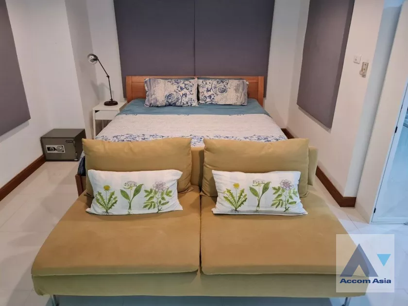 13  3 br Condominium For Sale in Ratchadapisek ,Bangkok MRT Phetchaburi at Brighton Place AA39846