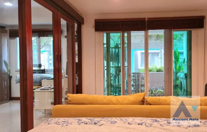 12  3 br Condominium For Sale in Ratchadapisek ,Bangkok MRT Phetchaburi at Brighton Place AA39846