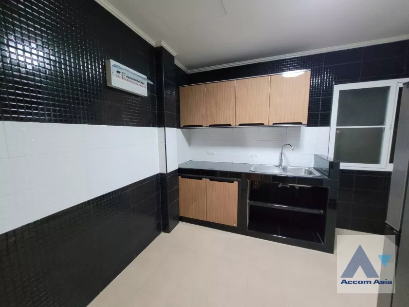 9  4 br House For Rent in Pattanakarn ,Bangkok  at Supalai Suanluang AA39862