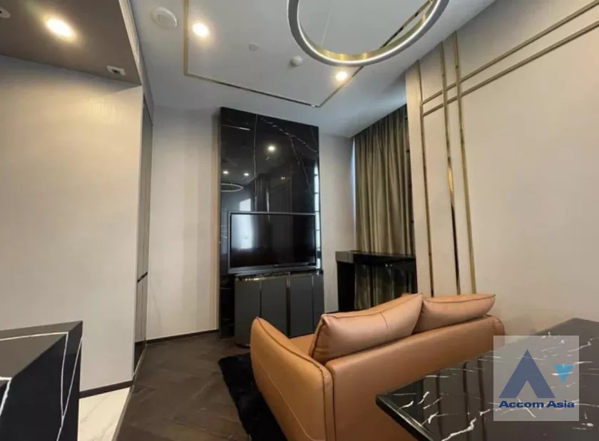  1 Bedroom  Condominium For Rent in Sukhumvit, Bangkok  near BTS Thong Lo (AA39863)