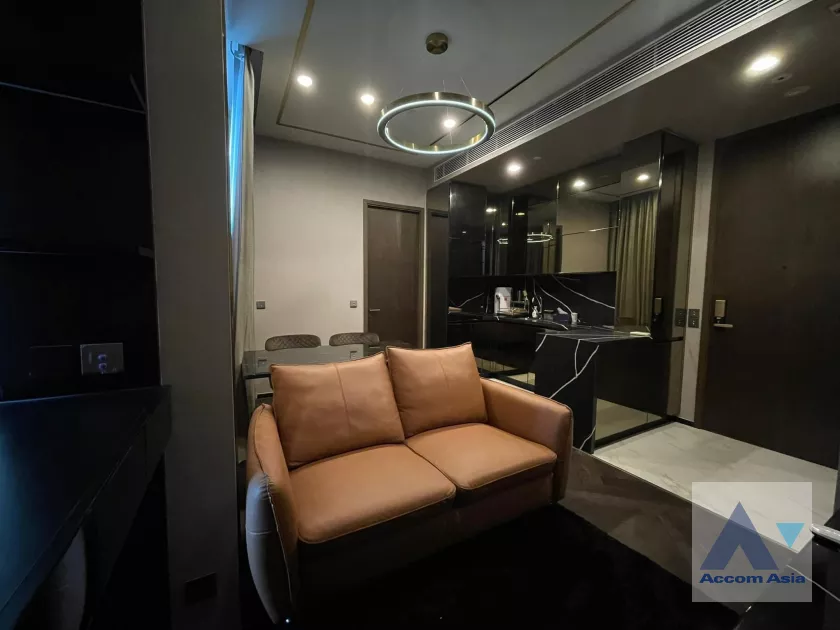  1 Bedroom  Condominium For Rent in Sukhumvit, Bangkok  near BTS Thong Lo (AA39863)