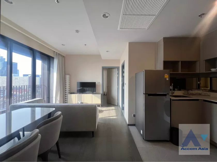  2 Bedrooms  Condominium For Sale in Sukhumvit, Bangkok  near MRT Khlong Toei (AA39872)