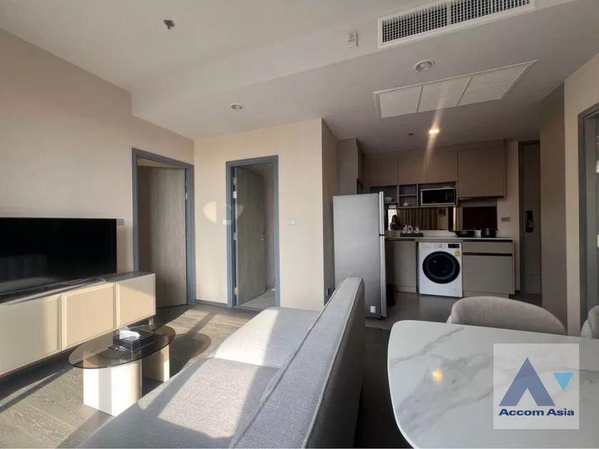  2 Bedrooms  Condominium For Sale in Sukhumvit, Bangkok  near MRT Khlong Toei (AA39872)