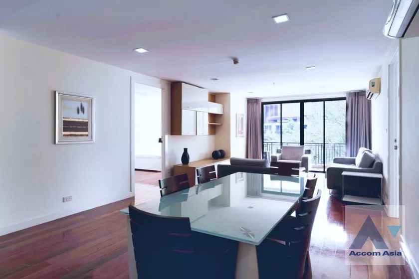  2 Bedrooms  Condominium For Sale in Sukhumvit, Bangkok  near BTS Phrom Phong (AA39896)