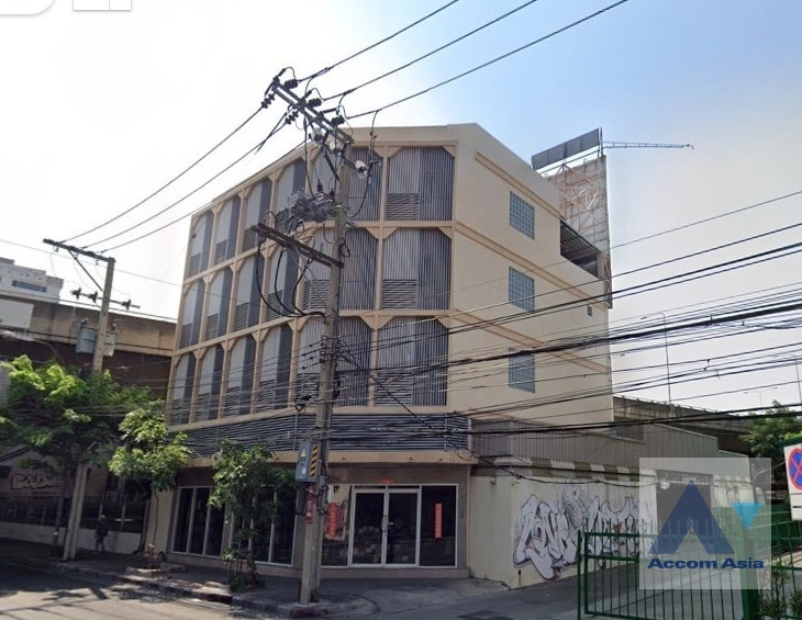  1  Building For Sale in silom ,Bangkok MRT Sam Yan AA39909