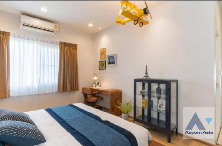 14  4 br House For Rent in  ,Samutprakan  at Mantana Bangna Km.7 AA39934
