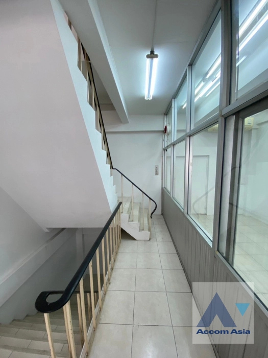 17  Shophouse For Rent in Silom ,Bangkok  AA39950