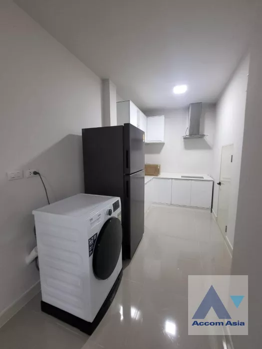 5  4 br Townhouse For Rent in Latkrabang ,Bangkok  at Baan Klang Mueng Ramintra 83 Station AA39972