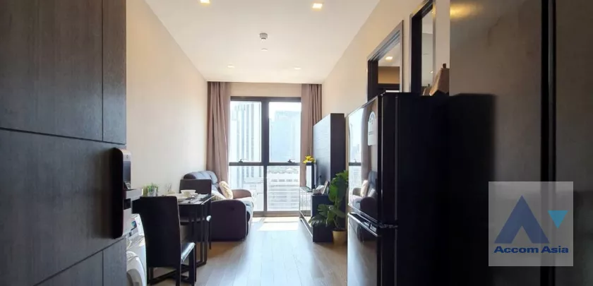  1 Bedroom  Condominium For Rent in Sukhumvit, Bangkok  near BTS Asok - MRT Sukhumvit (AA39978)