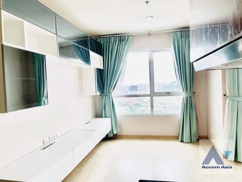 The Tempo Grand Sathorn-Wutthakat Condominium  2 Bedroom for Sale BTS Wuthakat in Petchkasem Bangkok