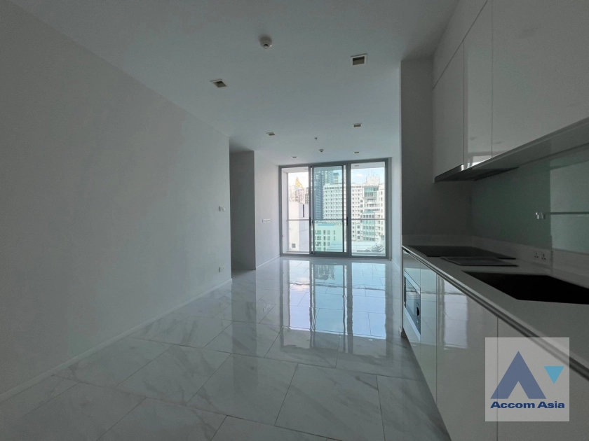  2 Bedrooms  Condominium For Sale in Sukhumvit, Bangkok  near BTS Nana (AA40016)