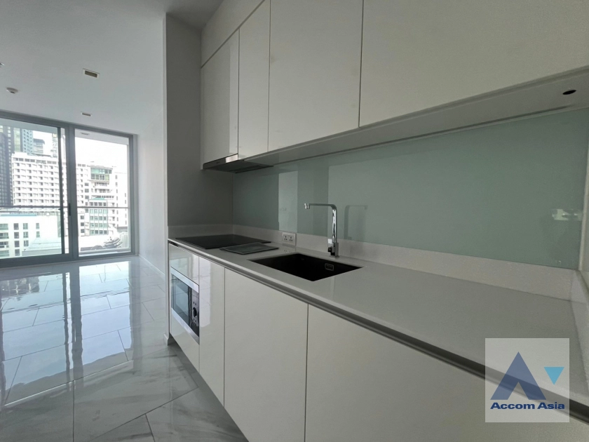  2 Bedrooms  Condominium For Sale in Sukhumvit, Bangkok  near BTS Nana (AA40016)