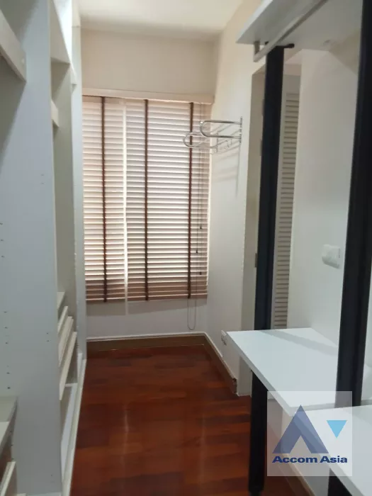 11  5 br House for rent and sale in Ratchadapisek ,Bangkok  at The Primary Prestige AA40021