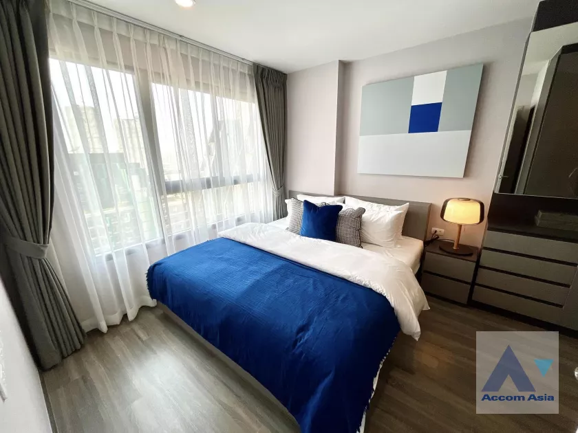  1 Bedroom  Condominium For Rent in Silom, Bangkok  near BTS Sala Daeng - MRT Sam Yan (AA40025)