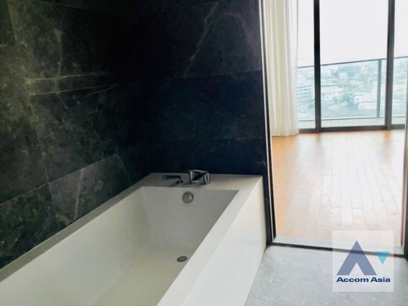 8  2 br Condominium For Rent in Charoen Nakhon ,Bangkok BTS Krung Thon Buri at Banyan Tree Residences Riverside AA40046