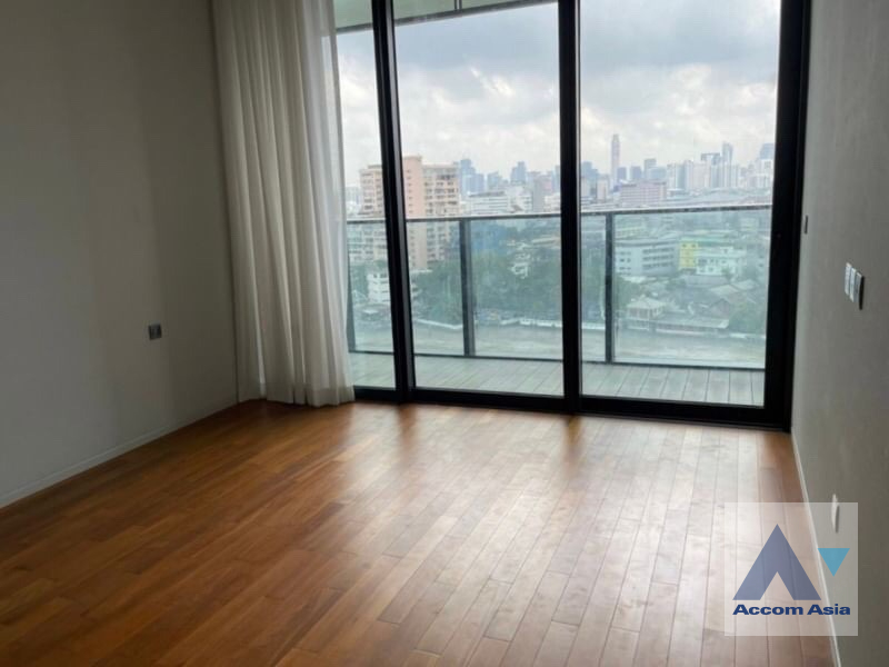  2 Bedrooms  Condominium For Rent in Charoen Nakhon, Bangkok  near BTS Krung Thon Buri (AA40046)