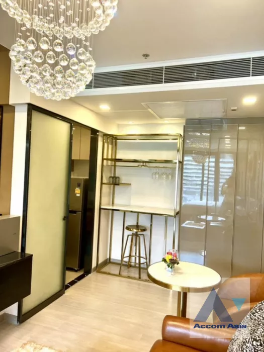  1 Bedroom  Condominium For Rent in Ratchadapisek, Bangkok  near MRT Rama 9 (AA40051)