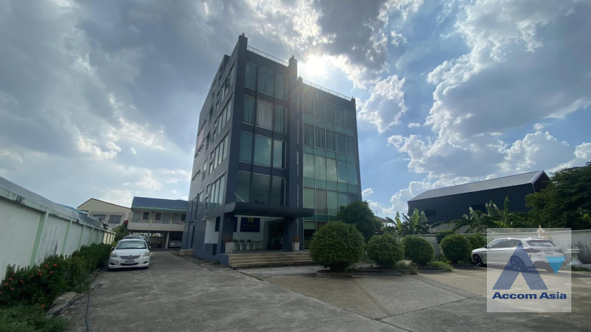  1  Building For Sale in Lat Phrao ,Bangkok  AA40056