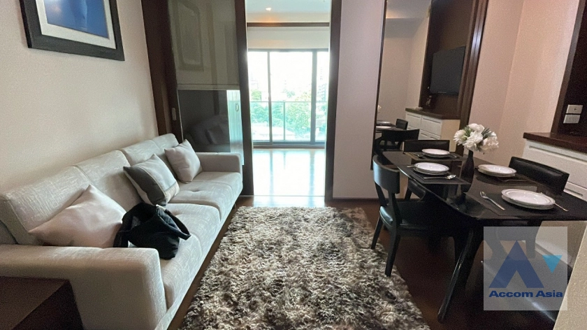 Duplex Condo |  2 Bedrooms  Condominium For Rent & Sale in Sukhumvit, Bangkok  near BTS Thong Lo (AA40057)