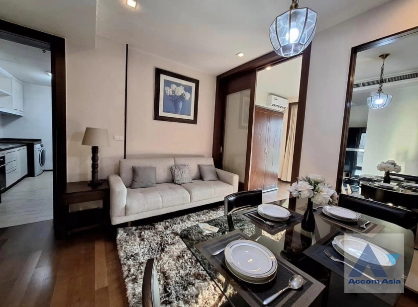 Duplex Condo |  2 Bedrooms  Condominium For Rent & Sale in Sukhumvit, Bangkok  near BTS Thong Lo (AA40057)