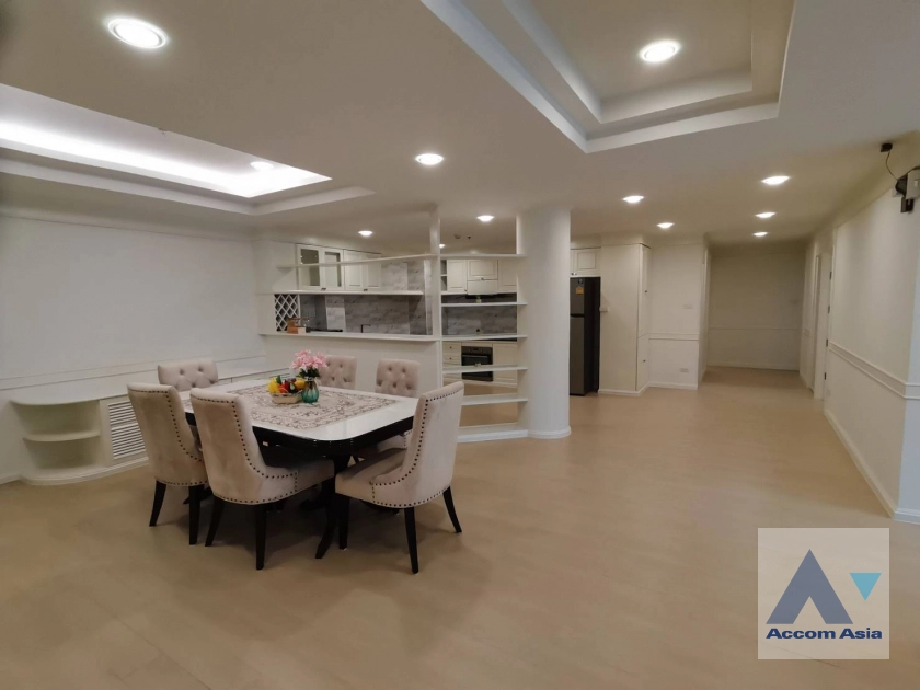 5  3 br Apartment For Rent in Sukhumvit ,Bangkok BTS Phrom Phong at Newly renovated AA40067