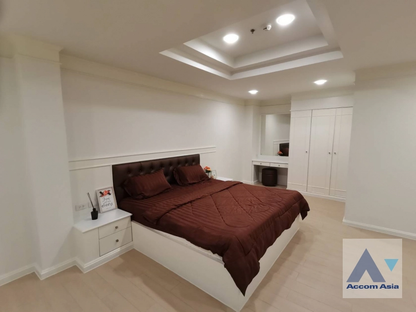 11  3 br Apartment For Rent in Sukhumvit ,Bangkok BTS Phrom Phong at Newly renovated AA40067