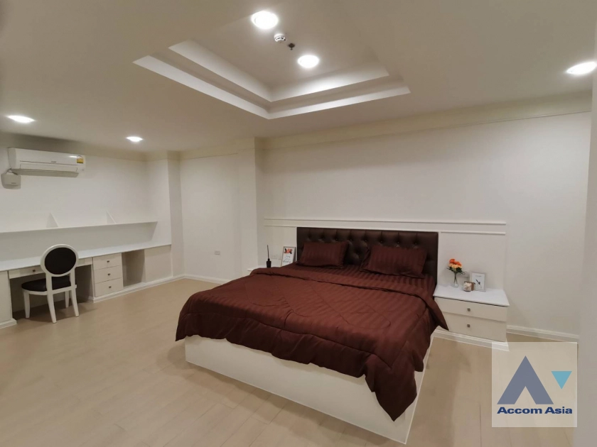 10  3 br Apartment For Rent in Sukhumvit ,Bangkok BTS Phrom Phong at Newly renovated AA40067