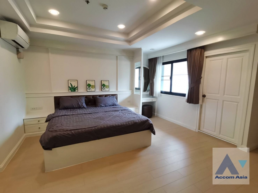 12  3 br Apartment For Rent in Sukhumvit ,Bangkok BTS Phrom Phong at Newly renovated AA40067