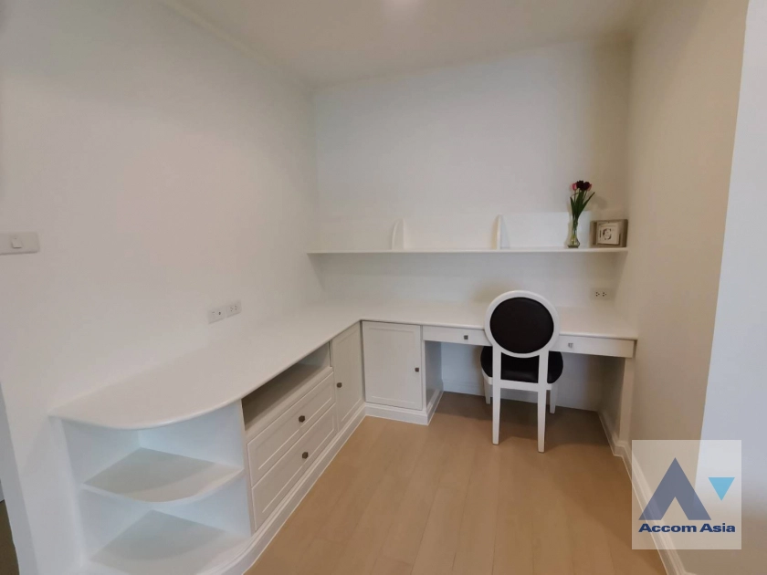 15  3 br Apartment For Rent in Sukhumvit ,Bangkok BTS Phrom Phong at Newly renovated AA40067