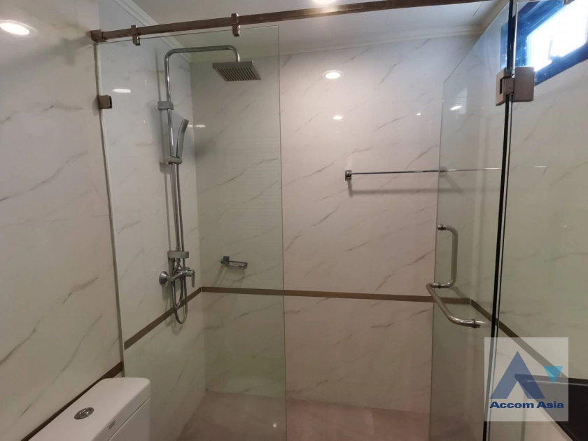 17  3 br Apartment For Rent in Sukhumvit ,Bangkok BTS Phrom Phong at Newly renovated AA40067