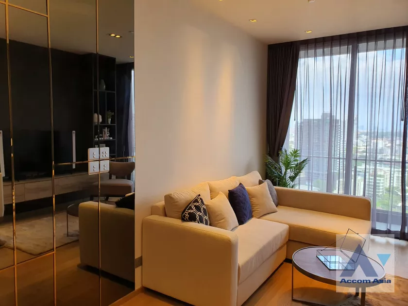  2 Bedrooms  Condominium For Rent in Sukhumvit, Bangkok  near BTS Thong Lo (AA40087)