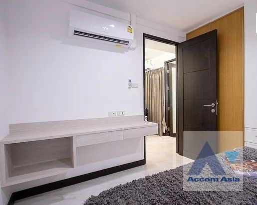 17  3 br Apartment For Rent in Sukhumvit ,Bangkok BTS Punnawithi at Apartment complex in Bangkok AA40092