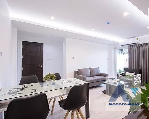 4  3 br Apartment For Rent in Sukhumvit ,Bangkok BTS Punnawithi at Apartment complex in Bangkok AA40092
