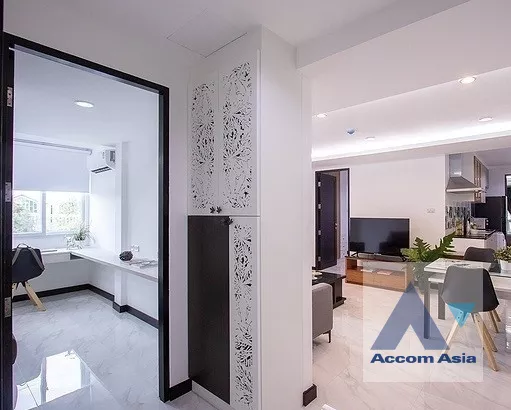 7  3 br Apartment For Rent in Sukhumvit ,Bangkok BTS Punnawithi at Apartment complex in Bangkok AA40092