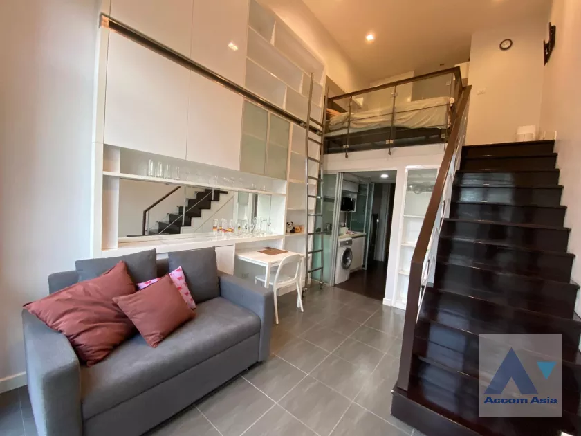 Duplex Condo |  Ideo Morph Condominium Condominium  1 Bedroom for Rent BTS Thong Lo in Sukhumvit Bangkok