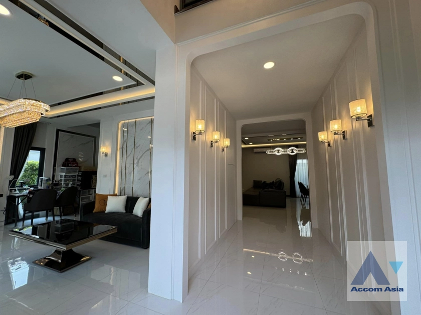 11  4 br House for rent and sale in Samutprakan ,Samutprakan  at The City Bangna AA40152