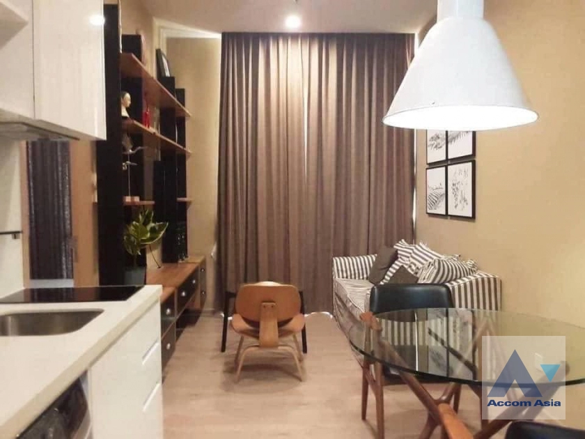  1 Bedroom  Condominium For Rent in Sukhumvit, Bangkok  near BTS Asok - MRT Sukhumvit (AA40196)