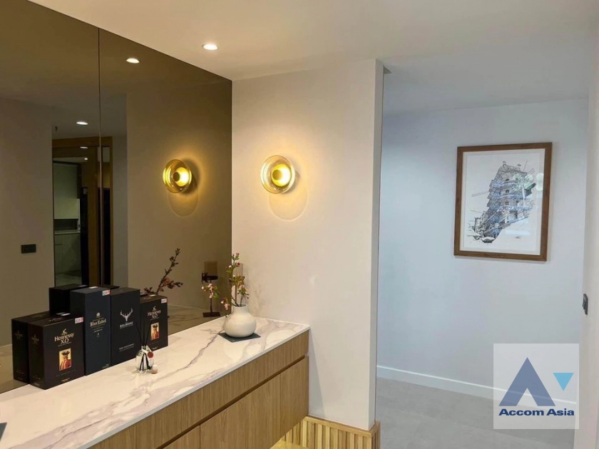 6  2 br Condominium For Sale in Phaholyothin ,Bangkok  at Bangkok River Marina AA40207