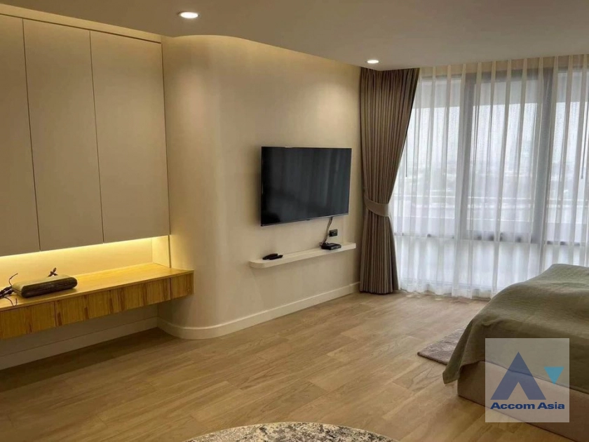 9  2 br Condominium For Sale in Phaholyothin ,Bangkok  at Bangkok River Marina AA40207