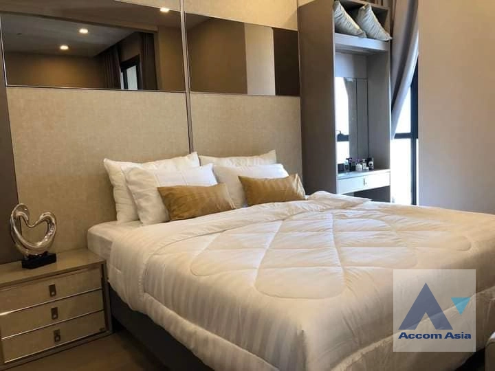  1 Bedroom  Condominium For Rent in Sukhumvit, Bangkok  near BTS Asok - MRT Sukhumvit (AA40218)