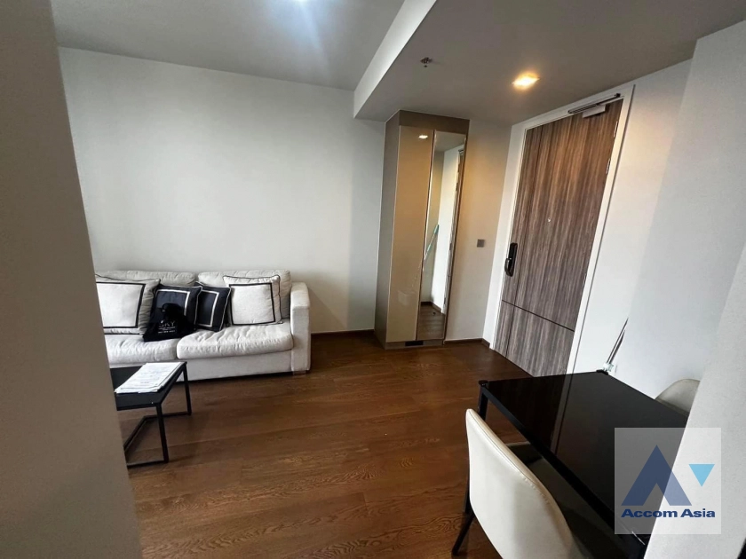  1 Bedroom  Condominium For Rent in Sukhumvit, Bangkok  near BTS Thong Lo (AA40221)