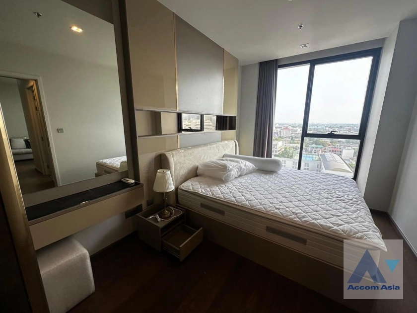  1 Bedroom  Condominium For Rent in Sukhumvit, Bangkok  near BTS Thong Lo (AA40221)