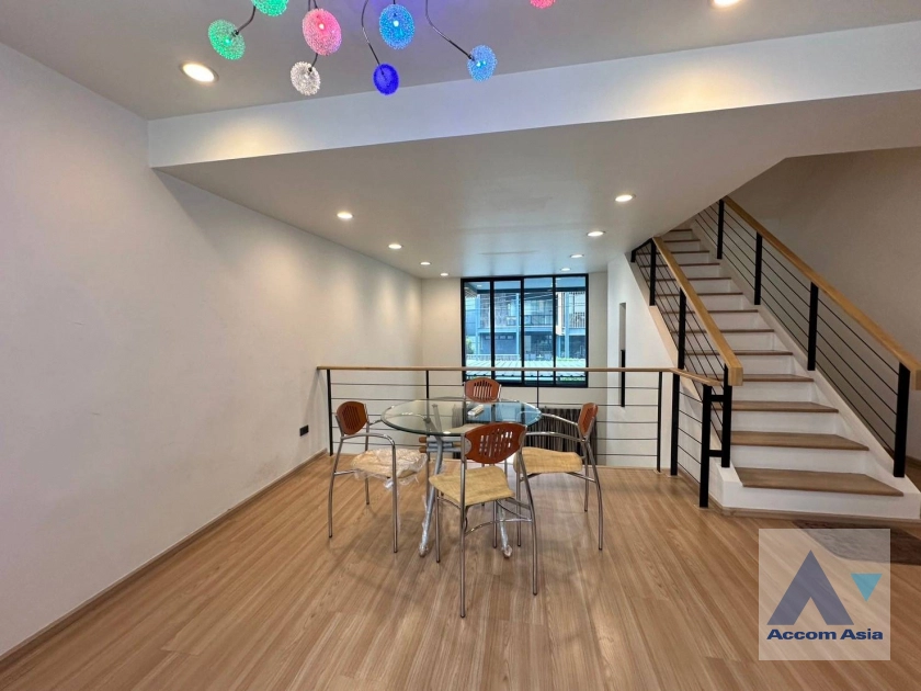 9  3 br Townhouse For Rent in Pattanakarn ,Bangkok ARL Hua Mak at Shizen Phatthanakan AA40250