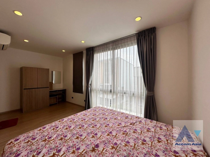 17  3 br Townhouse For Rent in Pattanakarn ,Bangkok ARL Hua Mak at Shizen Phatthanakan AA40250