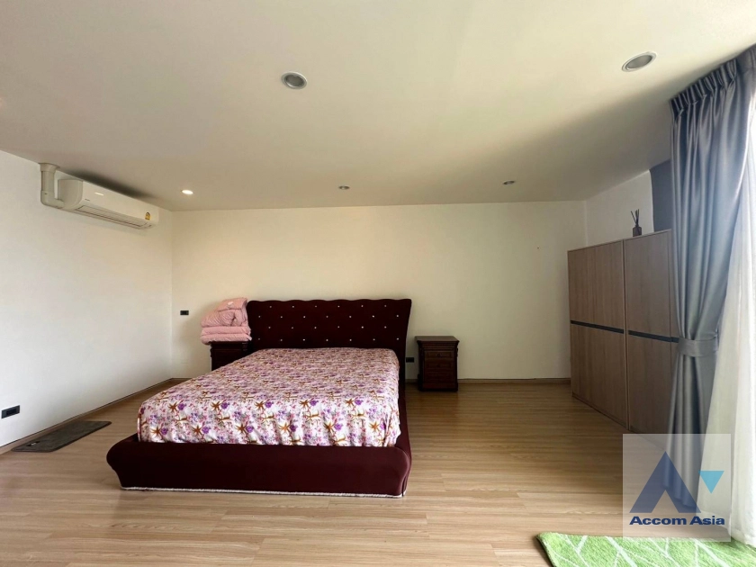 14  3 br Townhouse For Rent in Pattanakarn ,Bangkok ARL Hua Mak at Shizen Phatthanakan AA40250