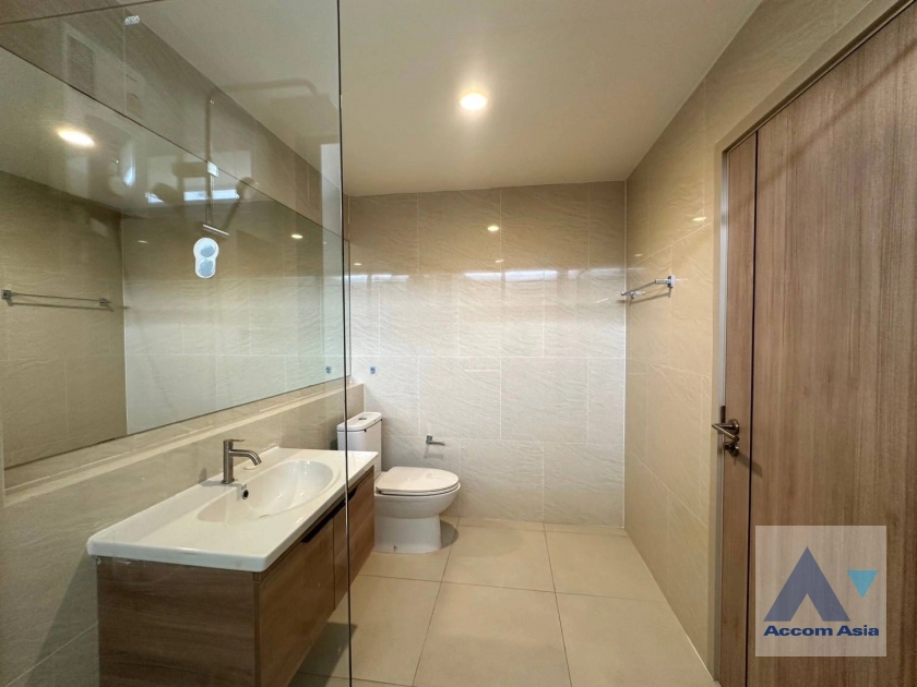 21  3 br Townhouse For Rent in Pattanakarn ,Bangkok ARL Hua Mak at Shizen Phatthanakan AA40250