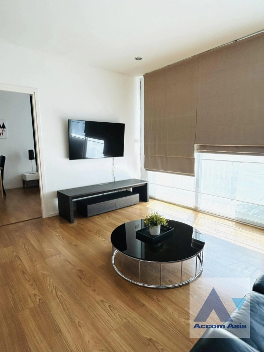  1 Bedroom  Condominium For Rent & Sale in Sukhumvit, Bangkok  near BTS Asok - MRT Sukhumvit (AA40251)