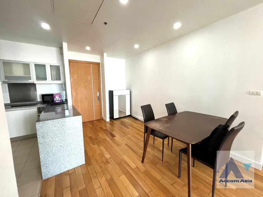  2 Bedrooms  Condominium For Sale in Sukhumvit, Bangkok  near BTS Asok - MRT Sukhumvit (AA40259)