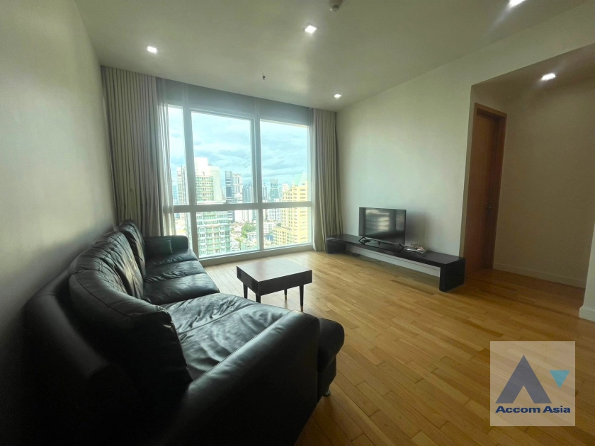  2 Bedrooms  Condominium For Rent & Sale in Sukhumvit, Bangkok  near BTS Asok - MRT Sukhumvit (AA40259)